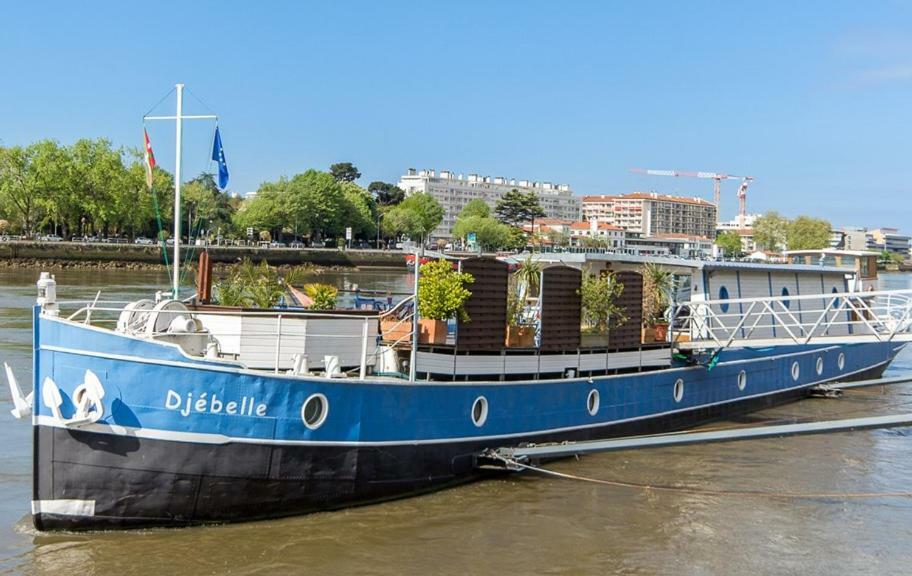 Peniche Djebelle Hotel Bayonne Kültér fotó